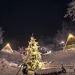 Etno Village Dolina Srece *