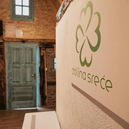 Etno Village Dolina Srece * Витез