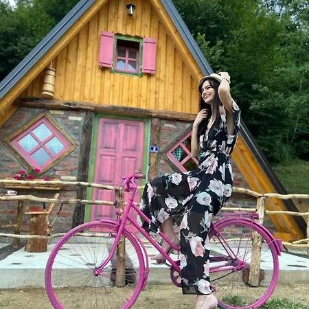 Etno Village Dolina Srece