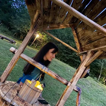 Etno Village Dolina Srece Üdülőpark *