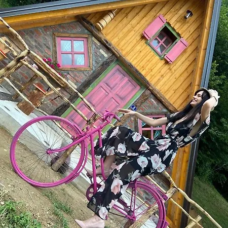 Üdülőpark Etno Village Dolina Srece Vitez