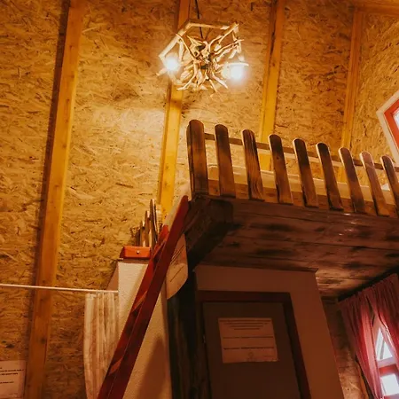 Etno Village Dolina Srece Vitez