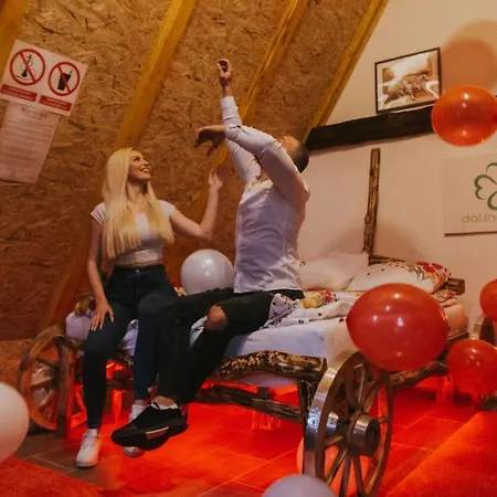 Etno Village Dolina Srece 维特兹