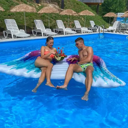 Etno Village Dolina Srece Vitez