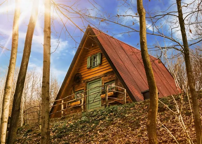 Etno Village Dolina Srece Vitez